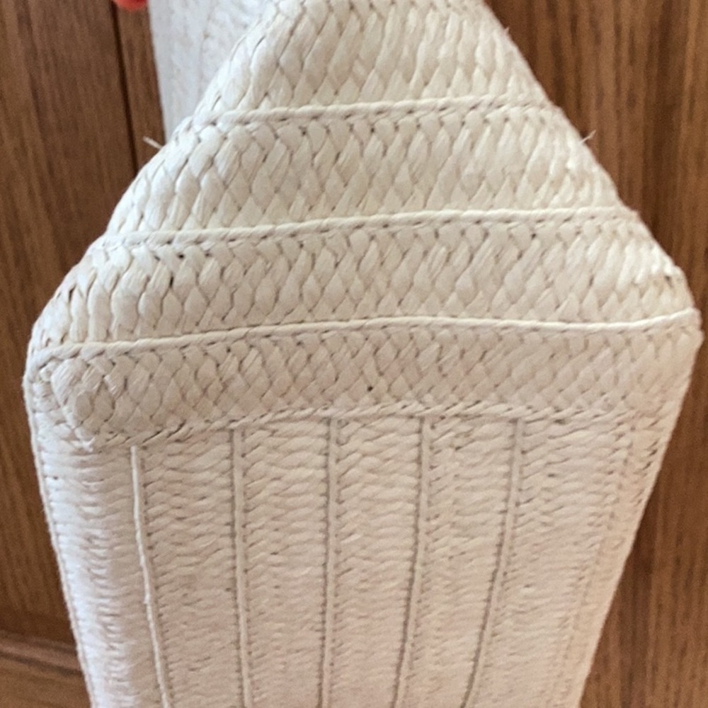 Cream colored straw tote, beach bag with coral fabric straps - Picture 8 of 16